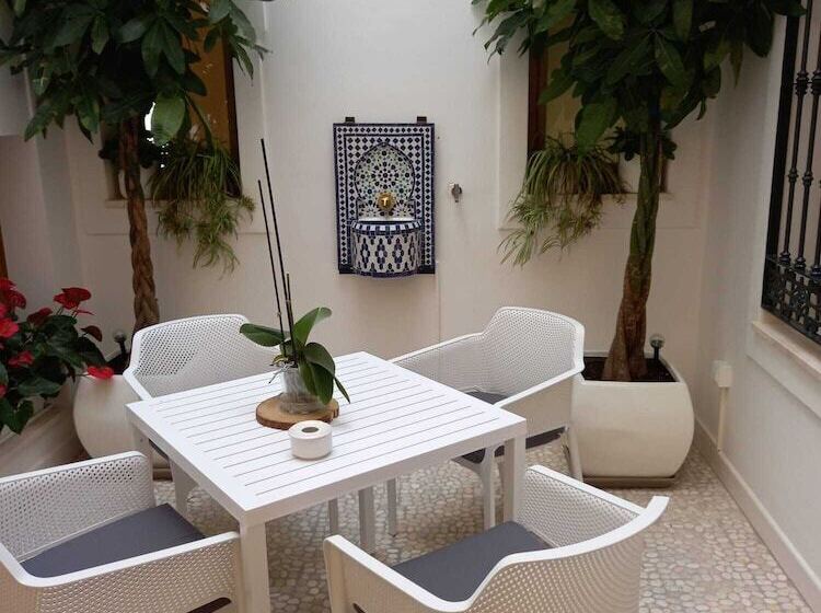 La Puerta De Nerja Hostal Boutique