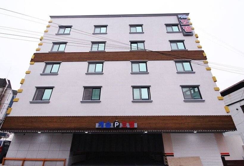 فندق على الطريق Andong Castle