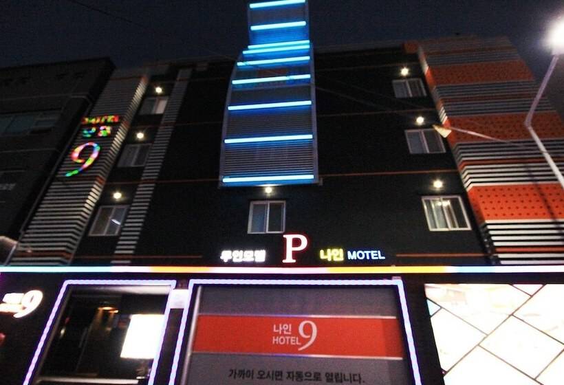 מוטל Andong Hotel Nine