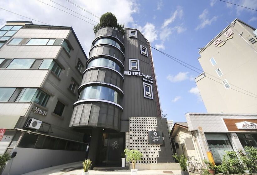 فندق على الطريق Andong Nurida