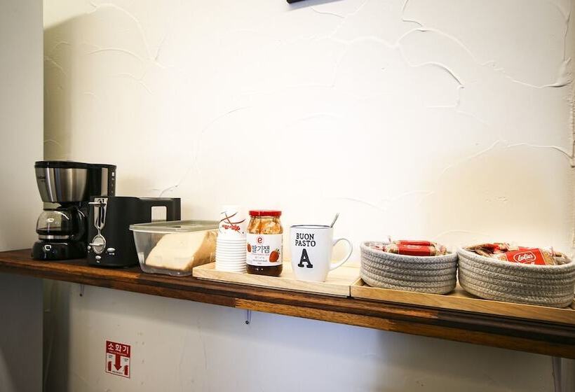 فندق على الطريق Andong Nurida