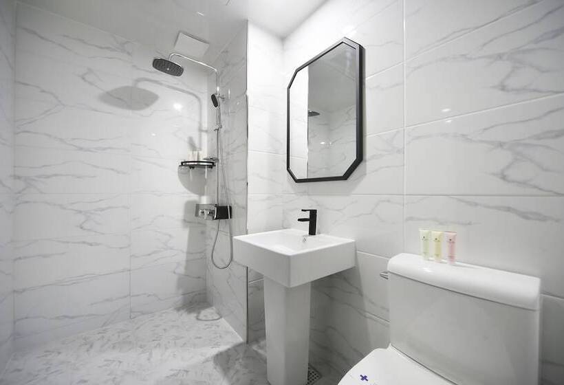 فندق على الطريق Andong Nurida