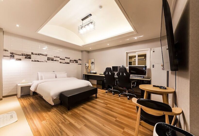 فندق على الطريق Ansan Gojandong Hill House