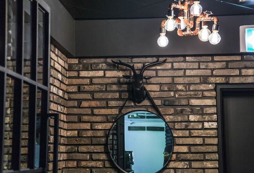 汽车旅馆  Bundang  Plein