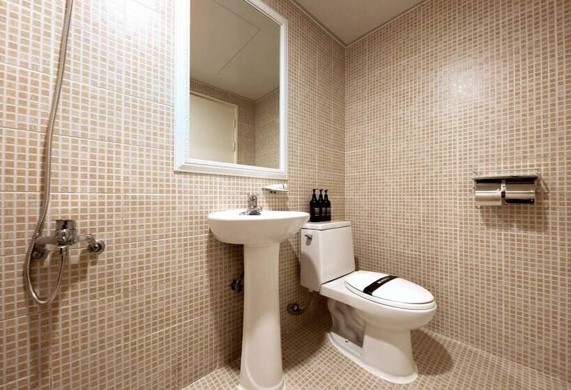 모텔 Cheongju Bukmunro Halloween