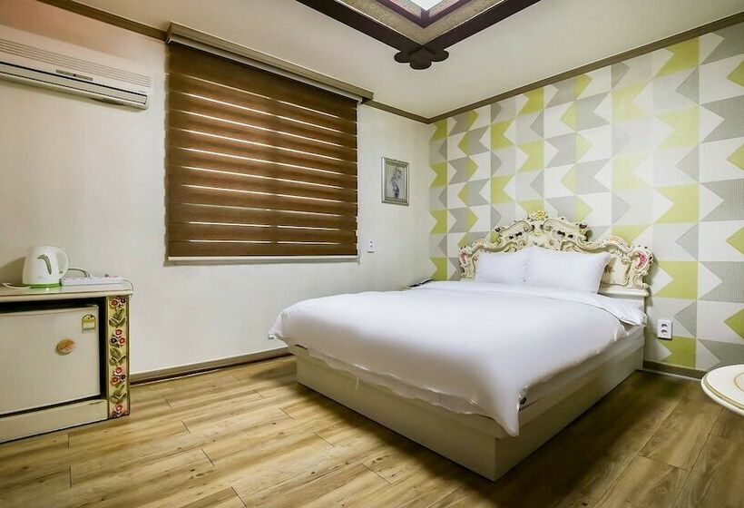 모텔 Cheongju Elgreen