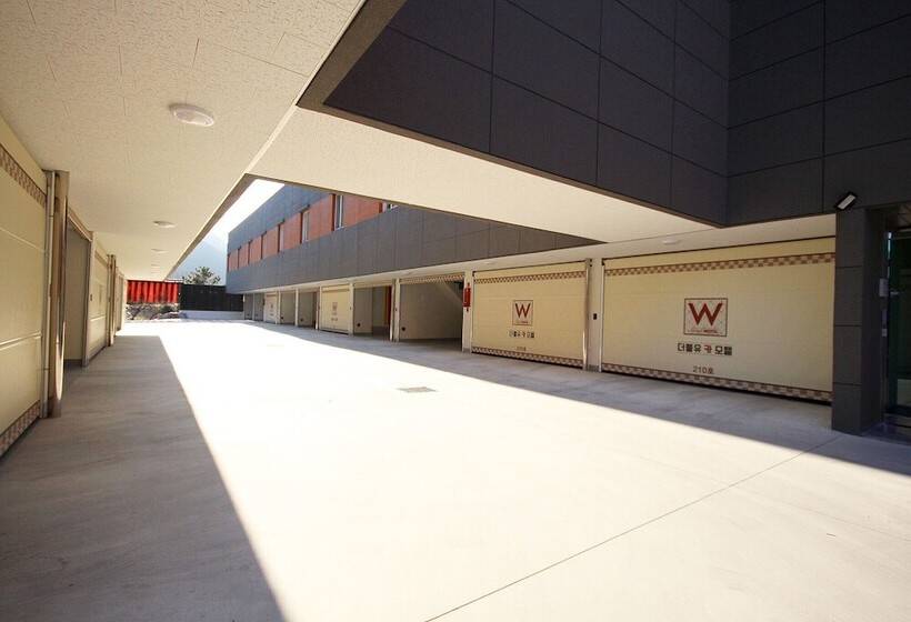 Мотель Chilgok Palgongsan W Drive In