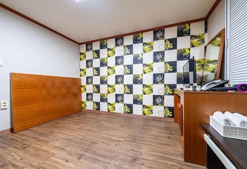 מוטל Chuncheon V