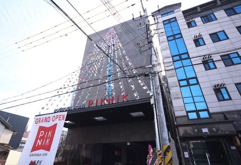 فندق على الطريق Daegu Dongseong Ro Piknik