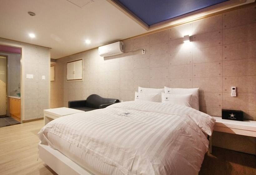 汽车旅馆  Daegu Palgongsan Star Is Born Drive In