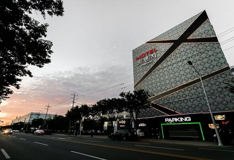 모텔 Daegu Seongseo French