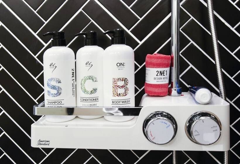 Мотель Design Hotel 2ne1 Jukdo Market Pohang