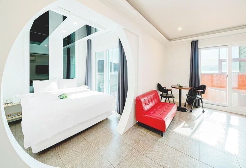 汽车旅馆  Geojedo Jisepo Wave