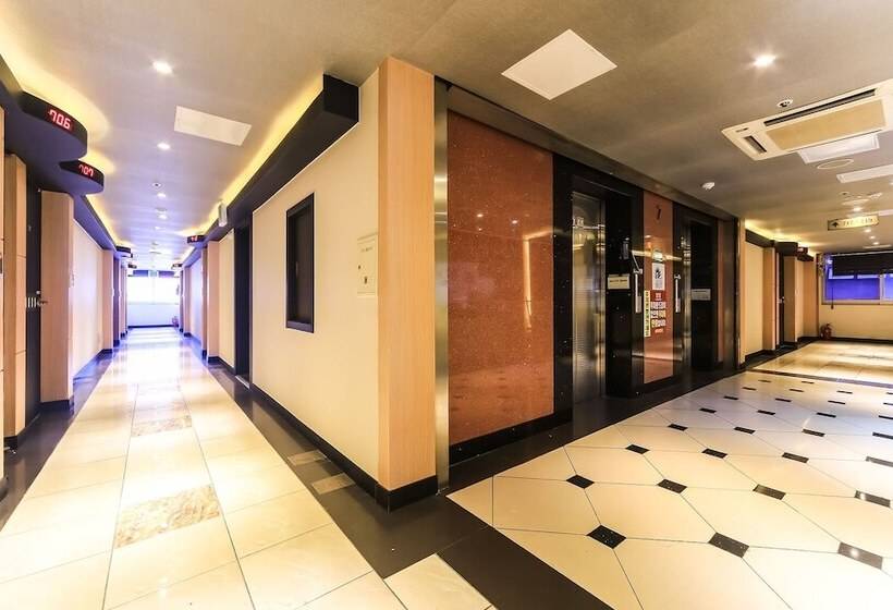 מוטל Gimhae Jangyu Show