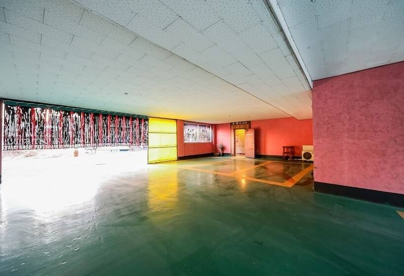 모텔 Gumi Bonggokdong Cello