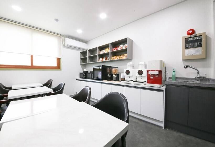 מוטל Gunsan Hotel Lin