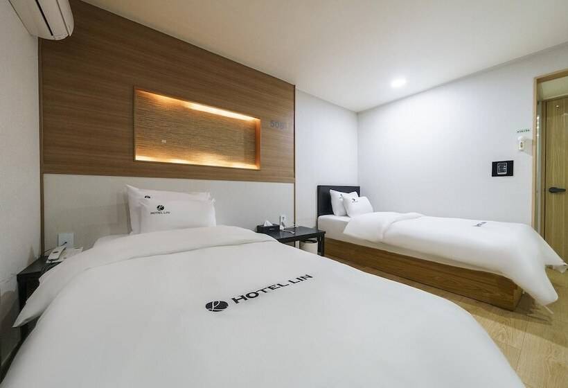 מוטל Gunsan Hotel Lin