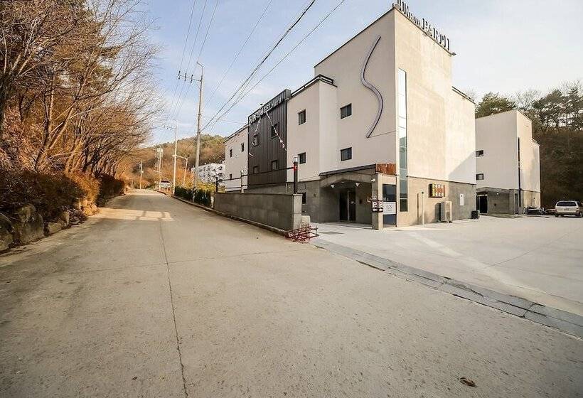 מוטל Hapcheon Jun