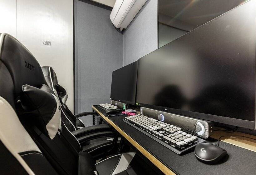 汽车旅馆  Iksan M Plus