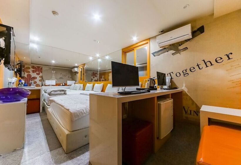 Motel Miryang Calaem