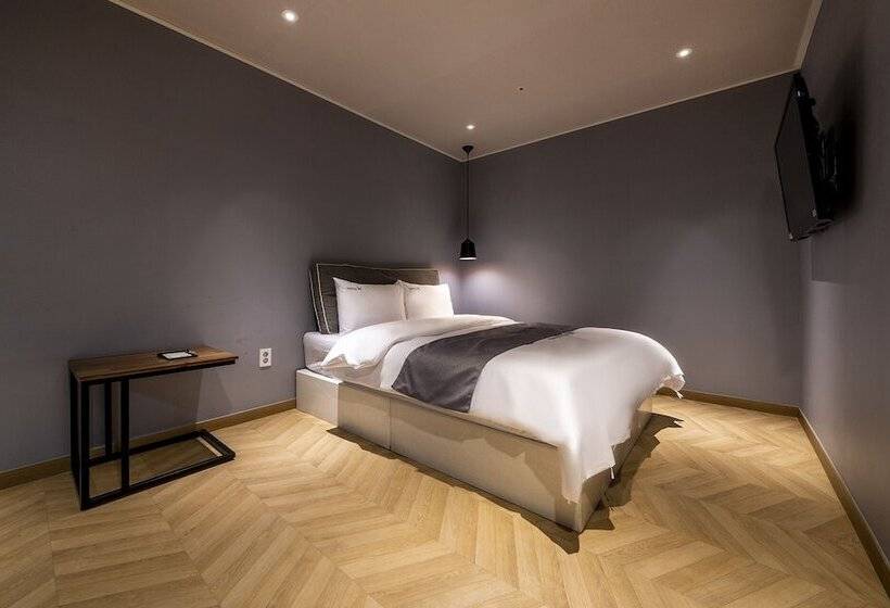 Motel Namyangju W Hotel Hopyeong Branch