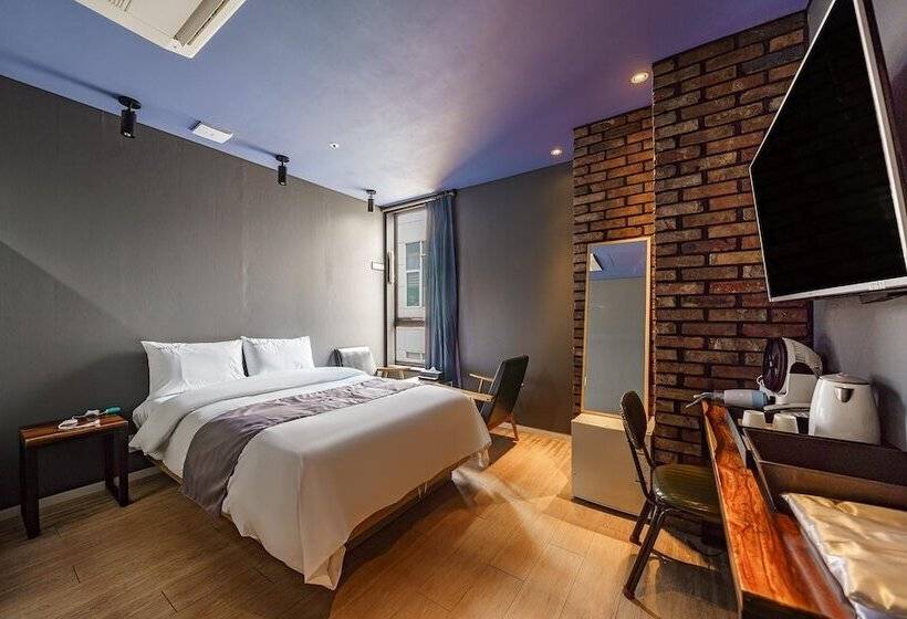 Motel Namyangju W Hotel Hopyeong Branch