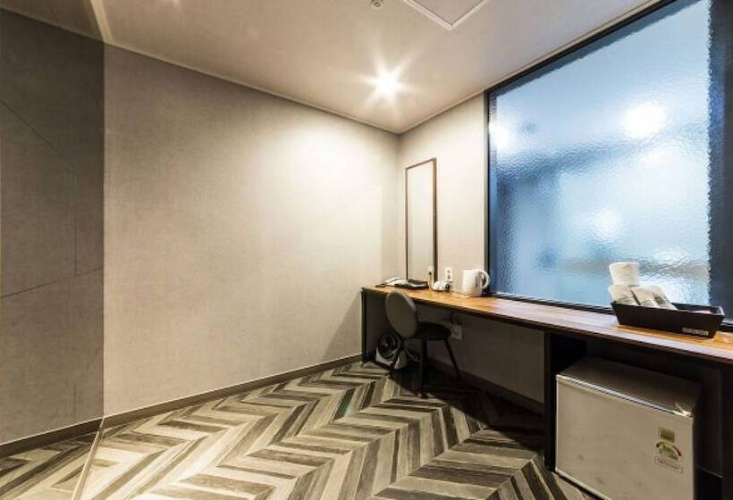 Motel Namyangju W Hotel Hopyeong Branch