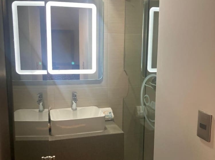 فندق على الطريق Oasis