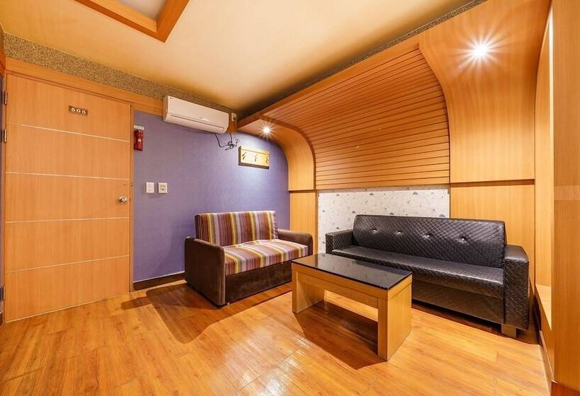 Motel Pyeongchon Coa And 2060