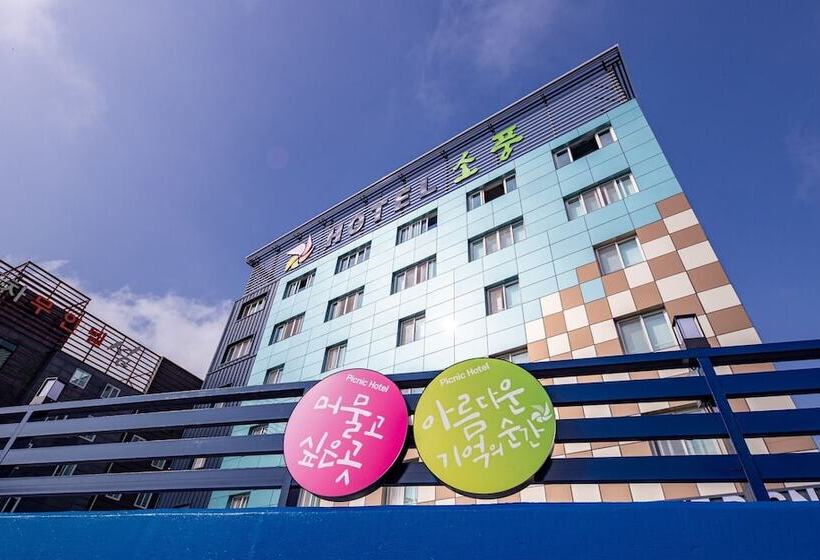 モーテル Sacheon Hotel Picnic