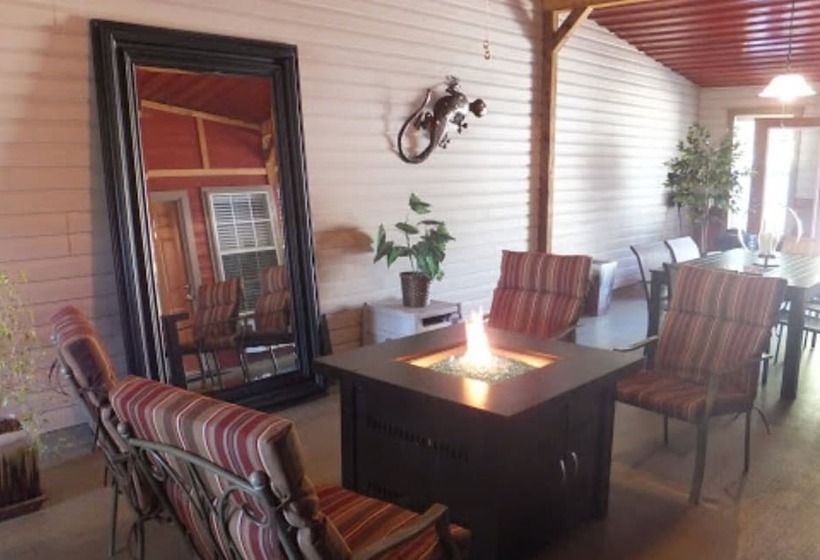 모텔 The Ranch Suites