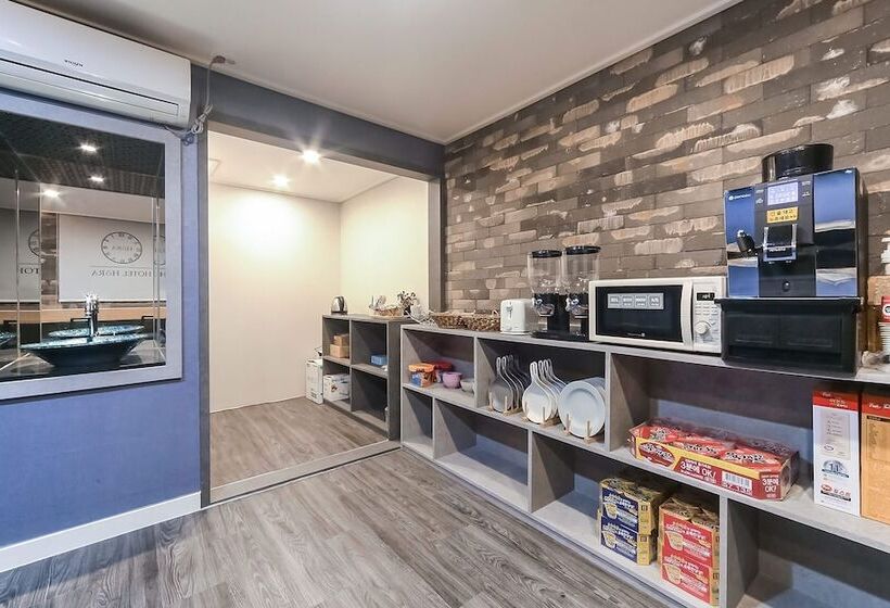 فندق على الطريق Tongyeong Hotel Hora