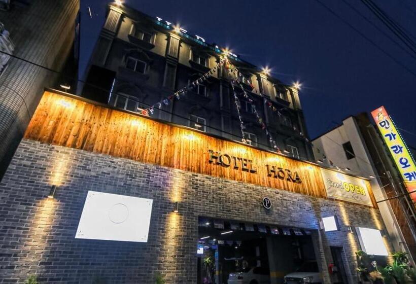 فندق على الطريق Tongyeong Hotel Hora