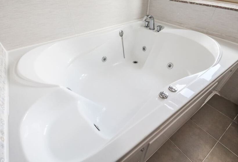 فندق على الطريق Tongyeong Hotel Sea Scent