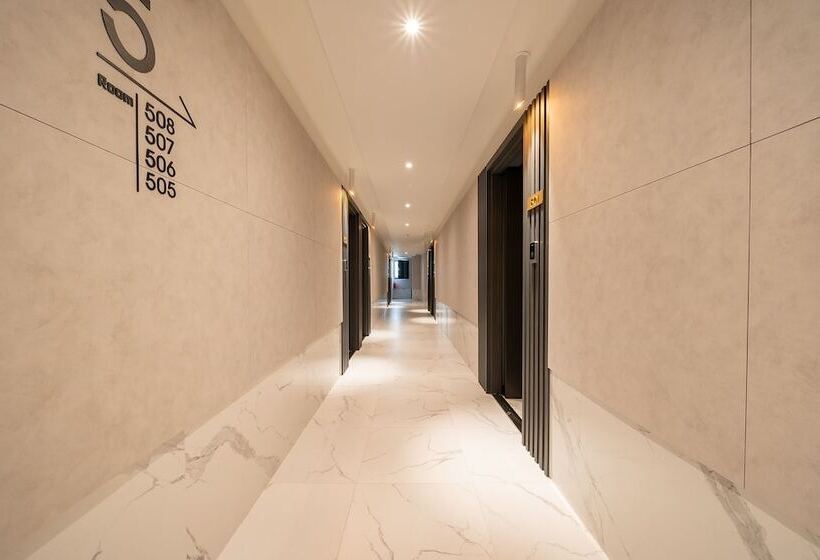 汽车旅馆  Uijeongbu Hotel Star