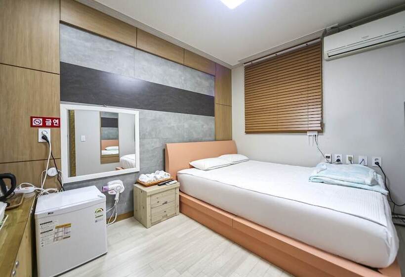 Motel Ulleung Cheongwoo