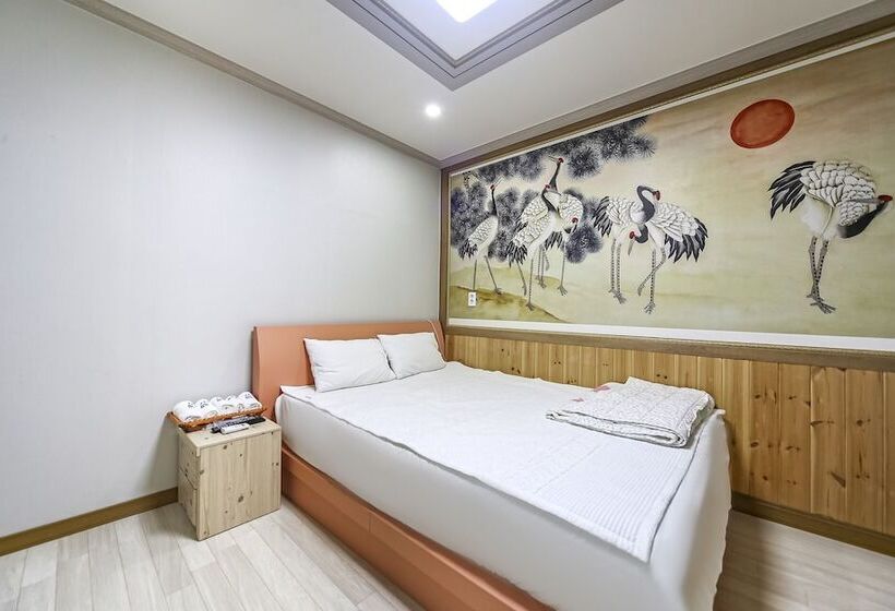 Motel Ulleung Cheongwoo