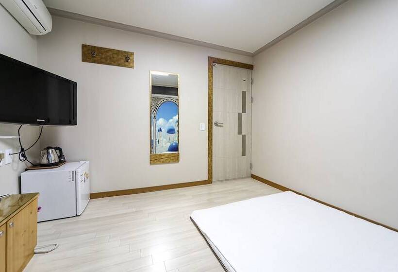 Motel Ulleung Cheongwoo