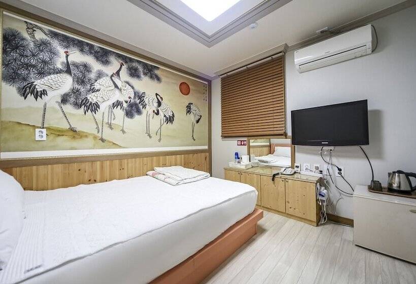 Motel Ulleung Cheongwoo