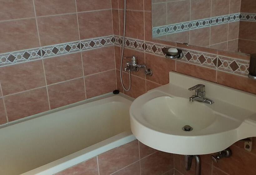 מוטל Yangyang Galcheon Family Resort