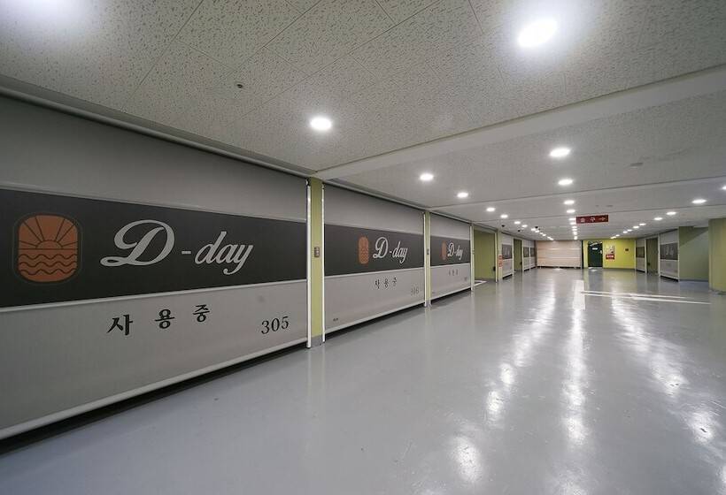 汽车旅馆  Yeongcheon D Day