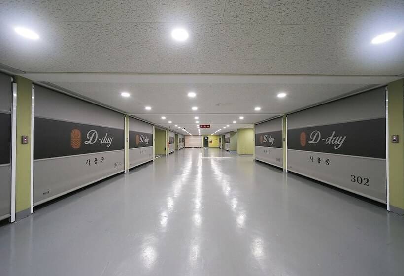 モーテル Yeongcheon D Day