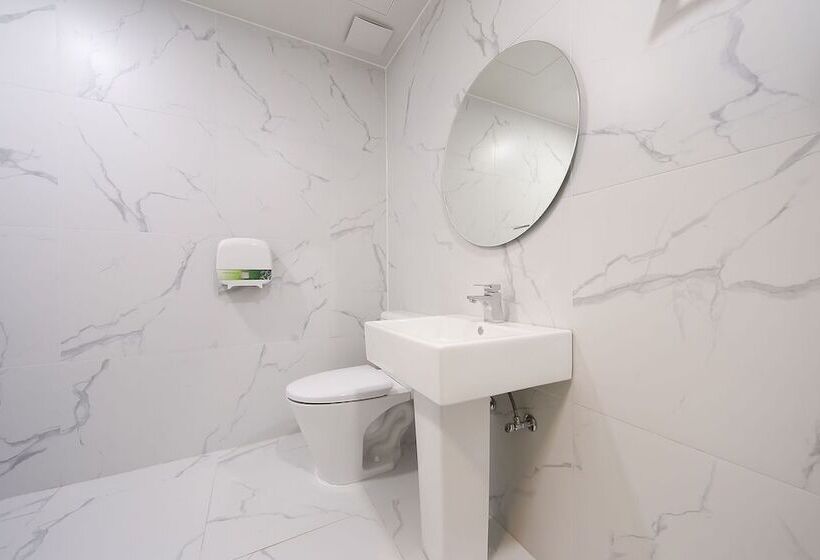 汽车旅馆  Yeongcheon D Day