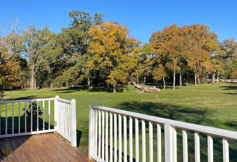 Outcast Landing   A Fisherman S Paradise