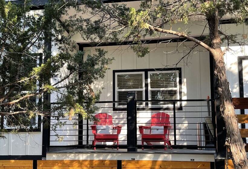 Outcast Landing   A Fisherman S Paradise