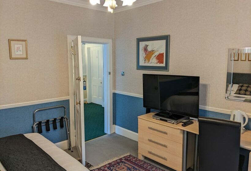 ペンション Ashley House Guest House