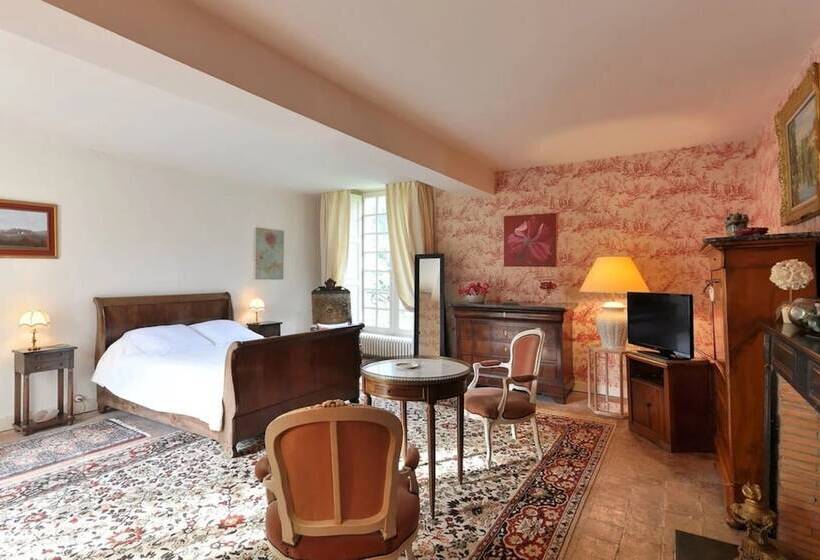 بنسيون Château Cassemichère   Gîte Et Chambre D Hôte