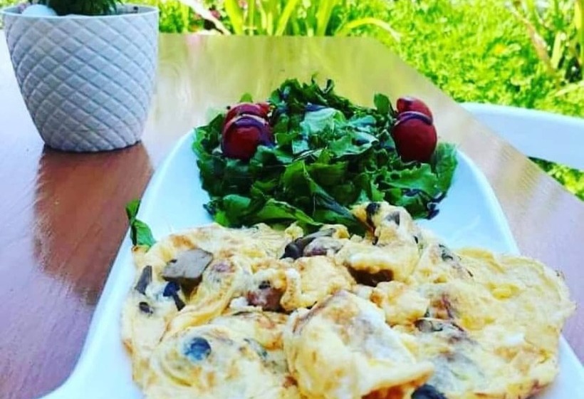 פנסיון Double Room With Private Bathroom Kitchen Balcony