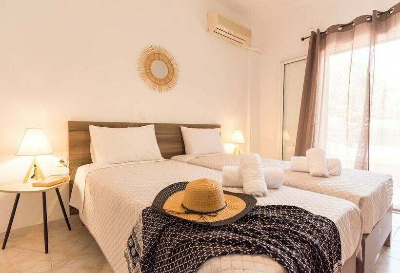 פנסיון Euphoria Complex