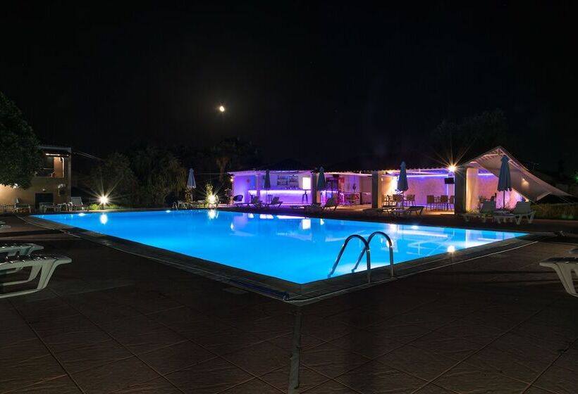 פנסיון Euphoria Complex